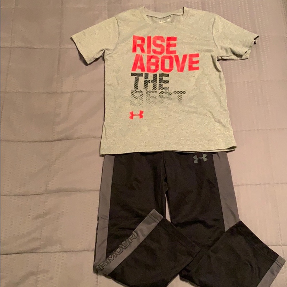 Boys Under Armour Sweatpants & Tee